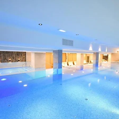 Mirage & 4* Vişeu de Sus